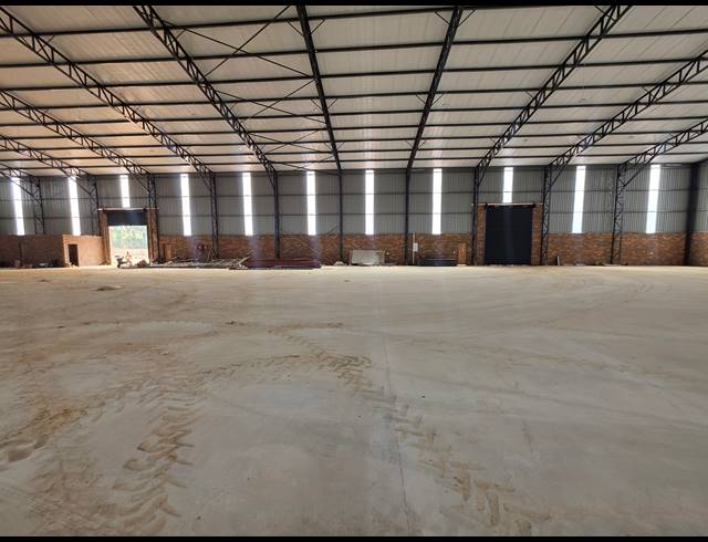 2,531M² WAREHOUSE TO LET IN AEROTON